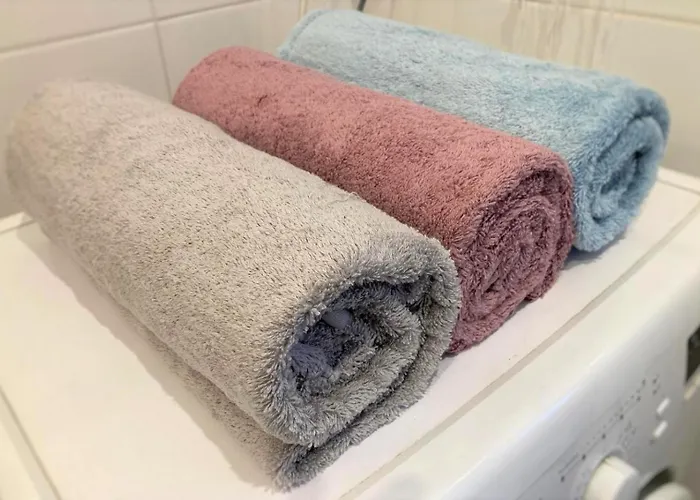 Bialy Dom - 2 Bedrooms *