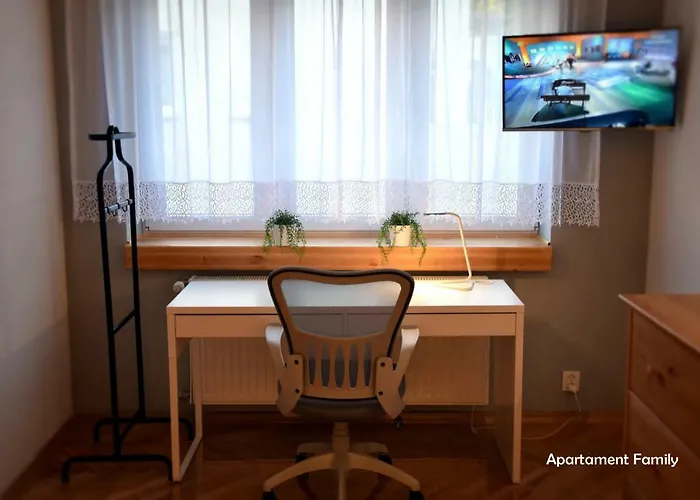 Bialy Dom - 2 Bedrooms * קטוביץ