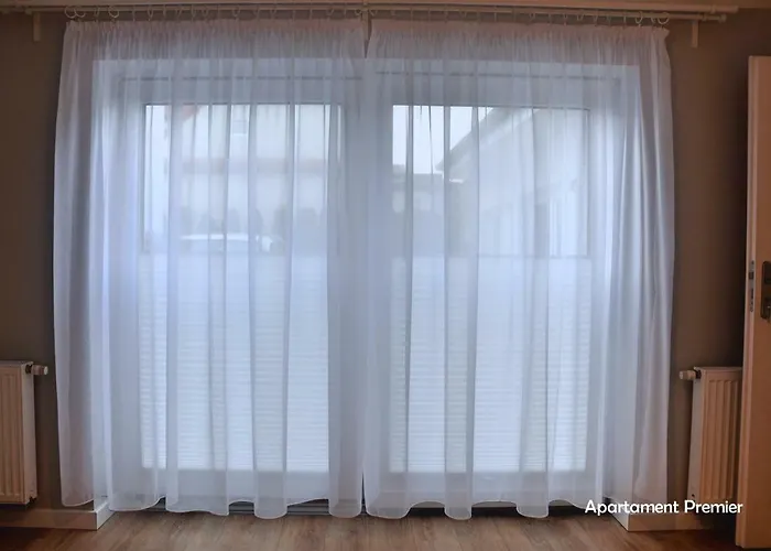 Bialy Dom - 2 Bedrooms *