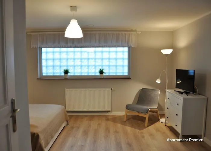 דירה Bialy Dom - 2 Bedrooms קטוביץ